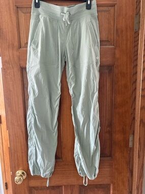 lululemon athletica Light Sage Women's Drawstring Track Joggers